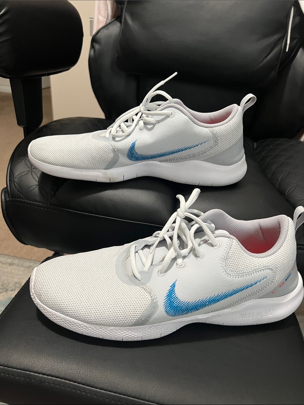 Nike Flex Experience Run 10 men’s size 12.5